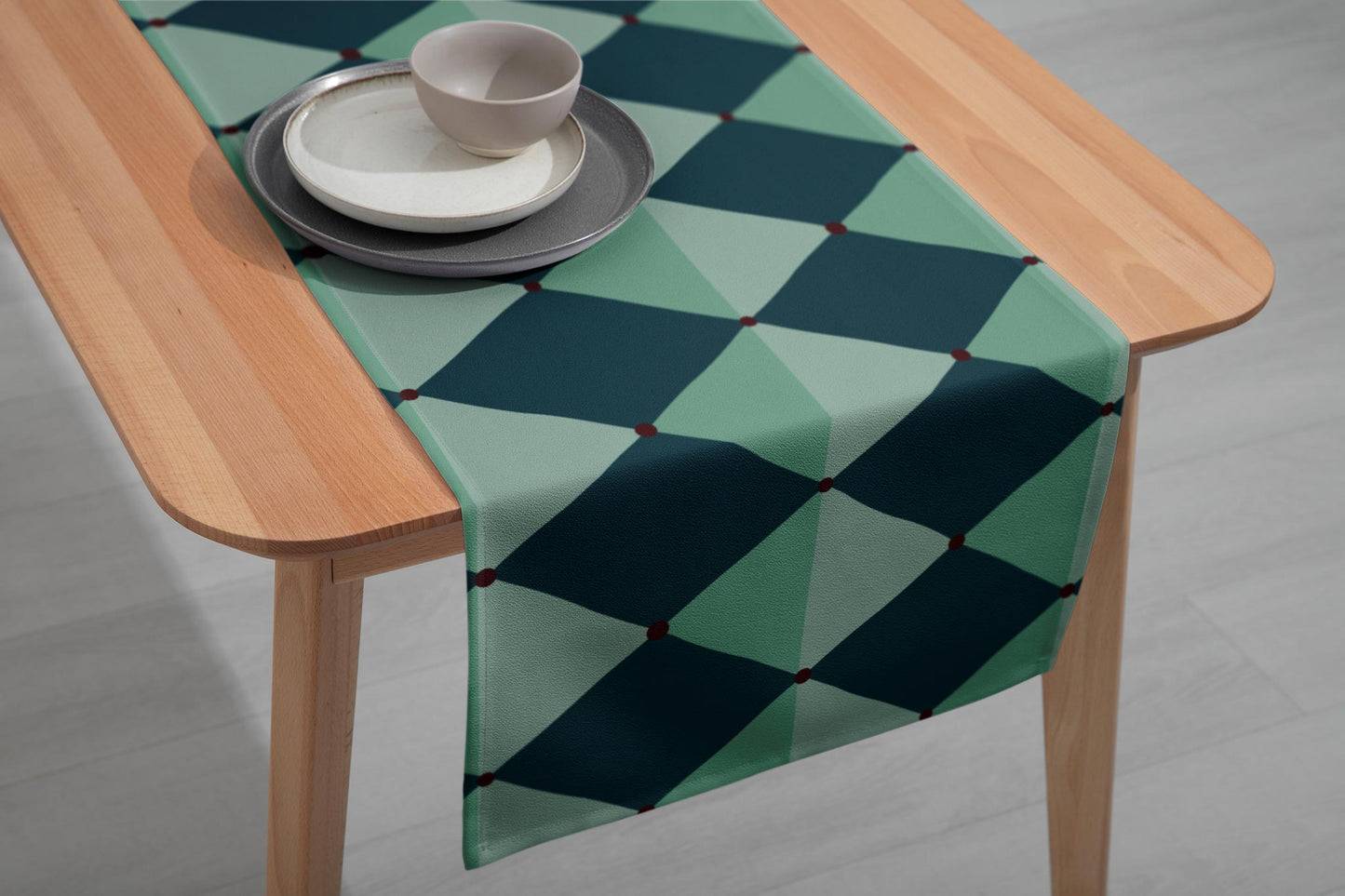 Alice - Green | Table Runner