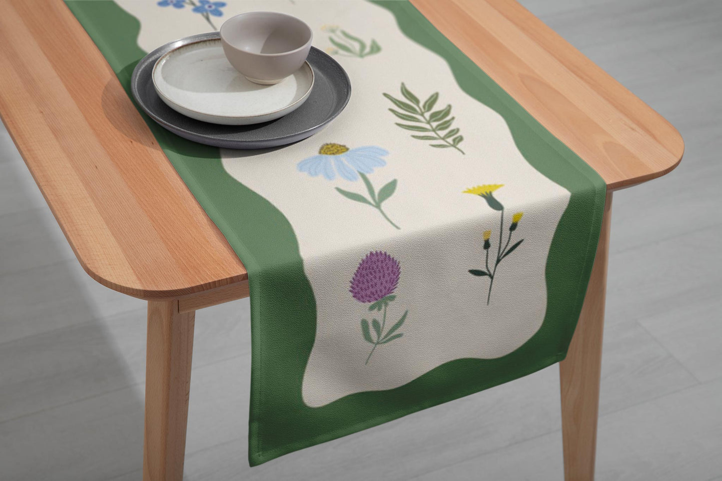 Sarah | Table Runner