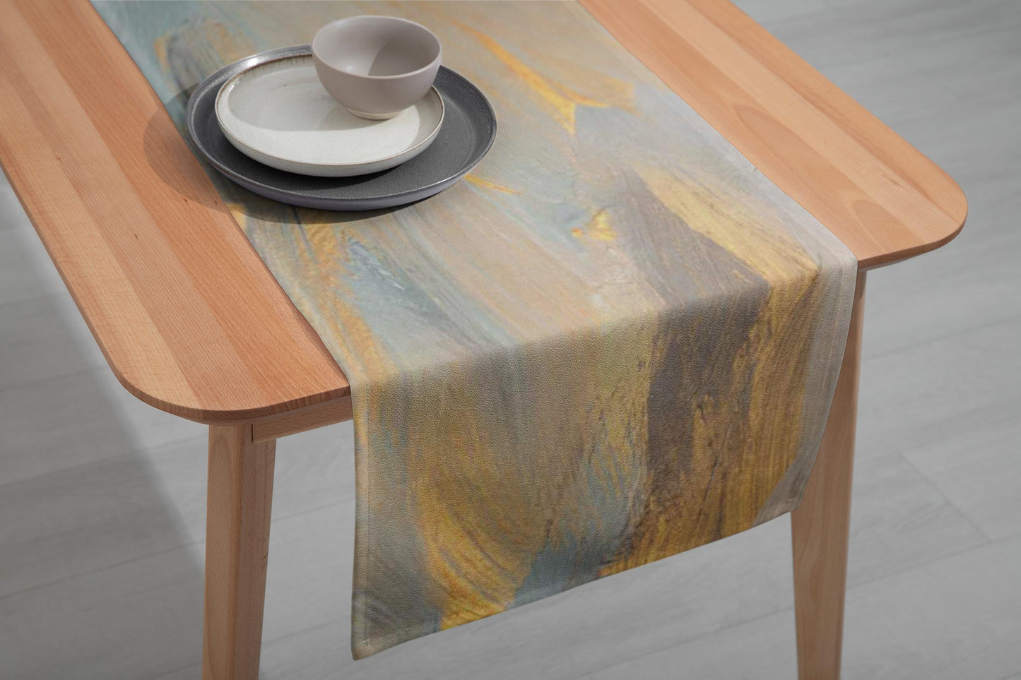 Soft Light | Table Runner